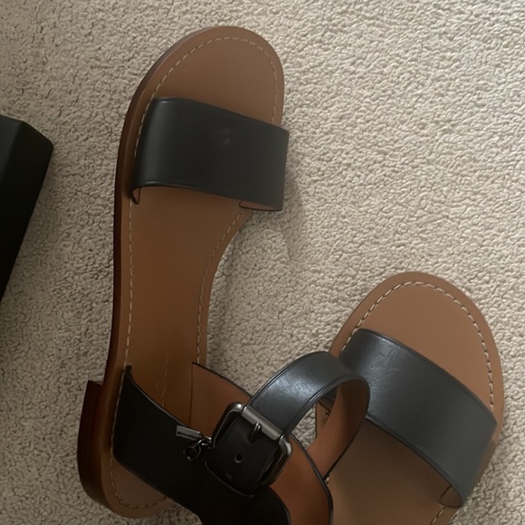 Womens Coach ankle strap black leather sandals size 8( brand new) - Picture 4 of 4